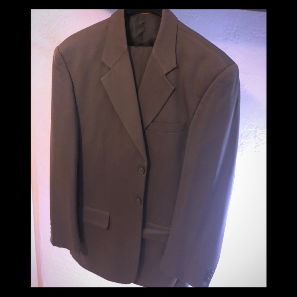 Italian suit 44R
